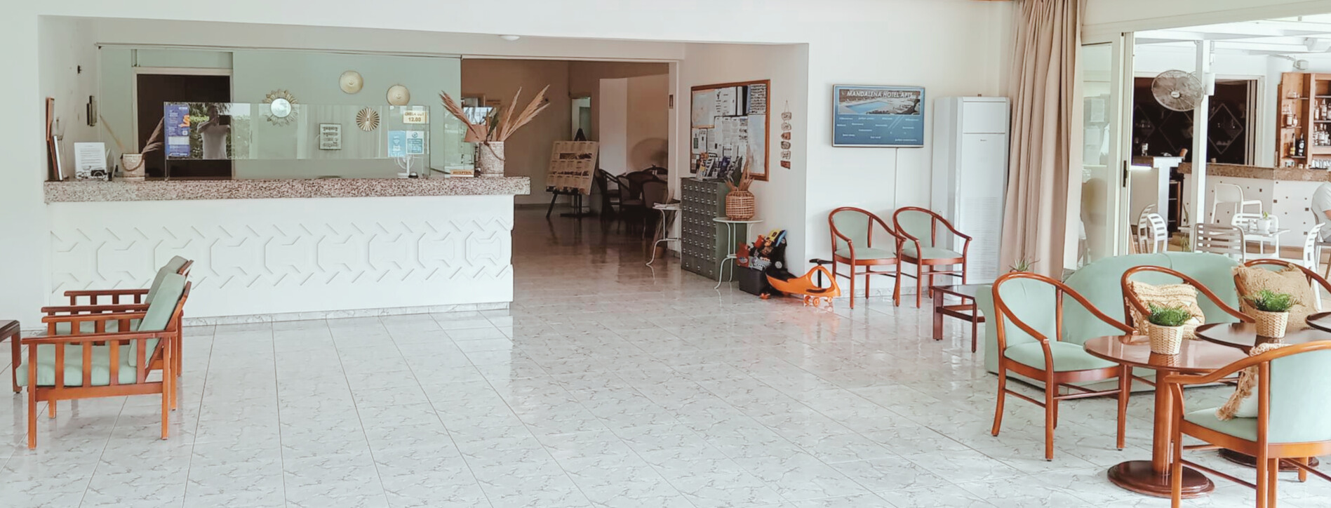 Hotel Lobby